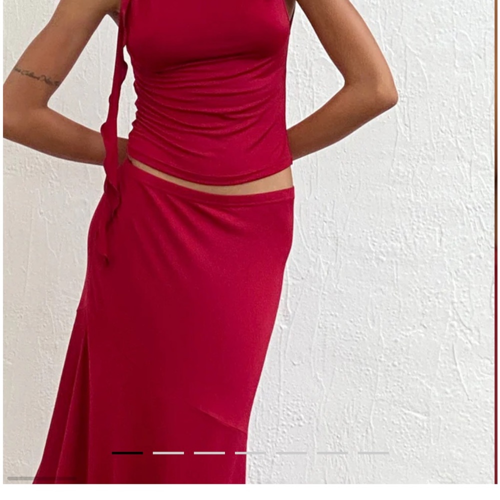 Vibrant Red Maxi Skirt for Effortless Elegance